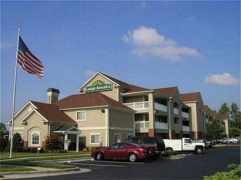 Intown Suites Extended Stay Raleigh Nc- Capital Blvd 외부 사진